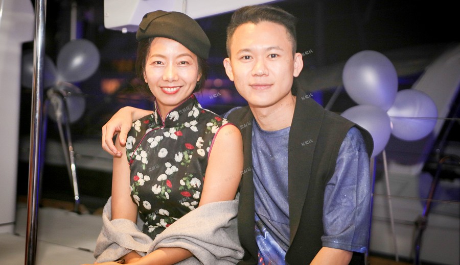 PhotoCap_011.jpg